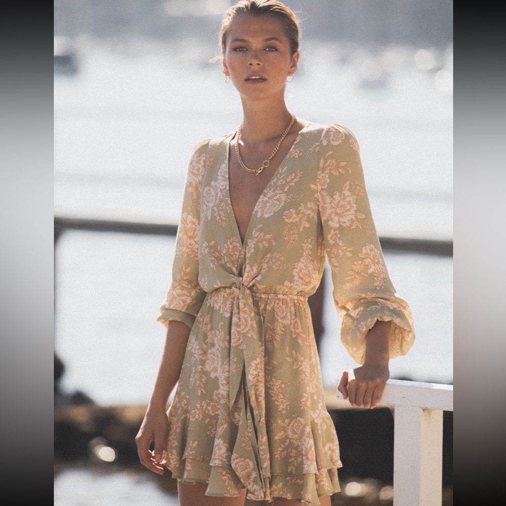 Kivari Tie Front Long Sleeve Mini Dress Flowy Floral Print Size Small Women's